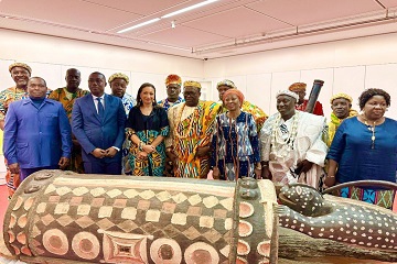 Côte d'Ivoire / Tambour Parleur Djidji Ayokwê du peuple Atchan : le projet de loi autorisant la restitution pleine et entière à la Côte d’Ivoire unanimement adopté au Sénat français